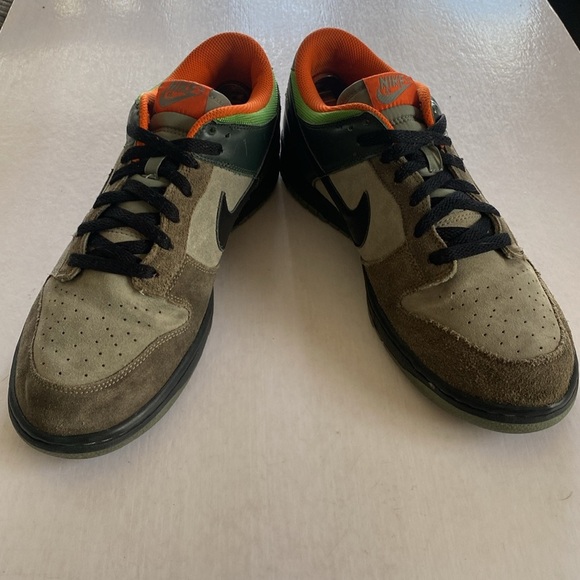 NIKE Men’s DunkLow CL Green Adventure Park Sneakers 304714-301 Size11 US - Picture 2 of 11